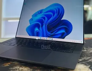 New Laptop Dell Precision 5550 16GB Intel Core i7 SSD 512GB