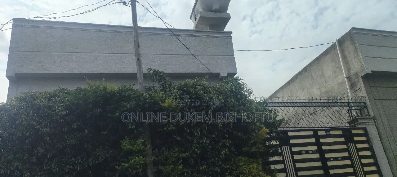 Furnished 8bdrm House in Bishoftu Dukem, Oromia-Finfinne for sale
