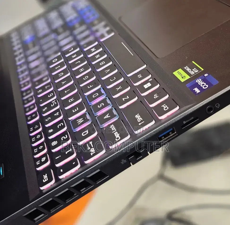 New Laptop Acer Predator Helios 300 16GB Intel Core i9 SSD 1T