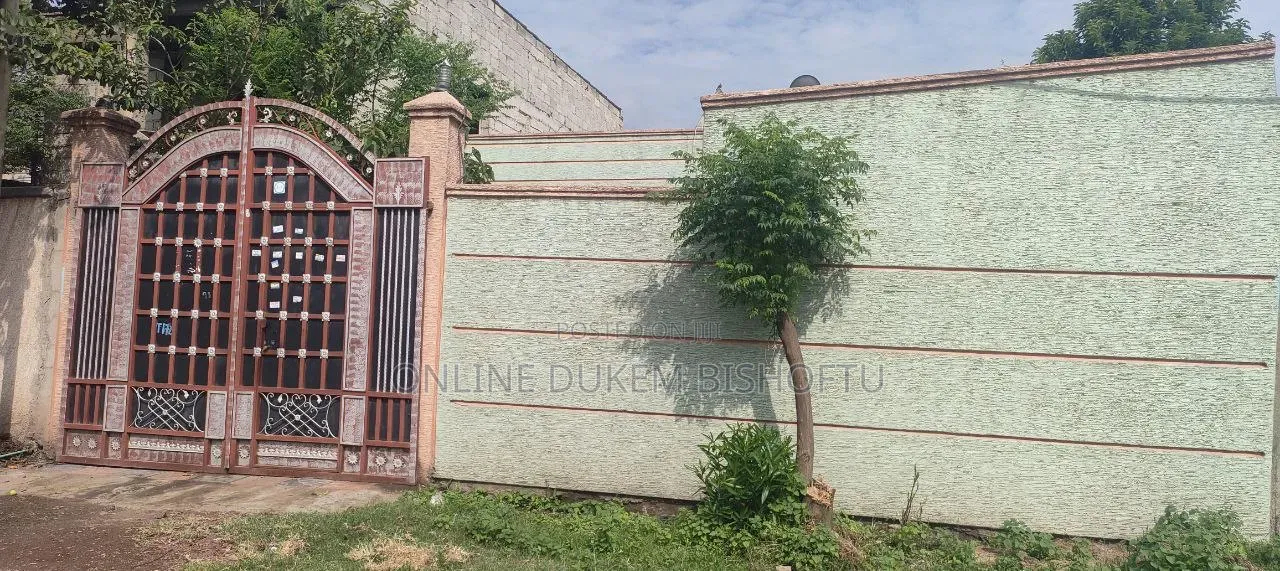 Furnished 8bdrm House in Bishoftu Dukem, Oromia-Finfinne for sale