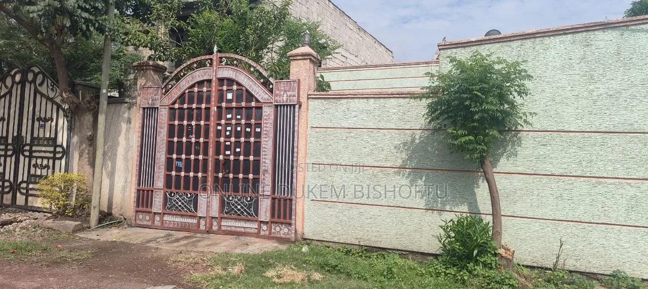 Furnished 8bdrm House in Bishoftu Dukem, Oromia-Finfinne for sale