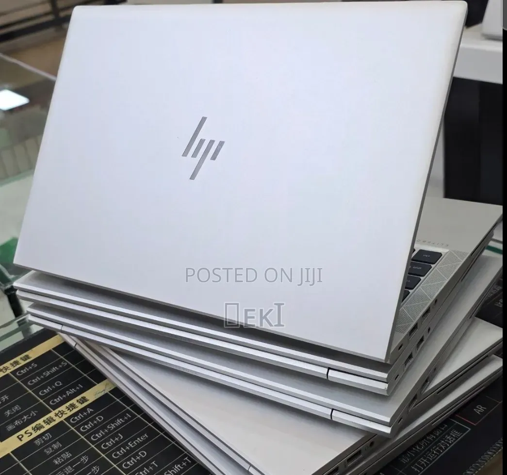 New Laptop HP EliteBook 840 G8 16GB Intel Core i5 SSD 512GB