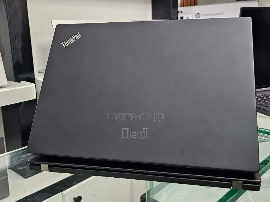 New Laptop Lenovo ThinkPad t495s 16GB AMD Ryzen 7 SSD 512GB