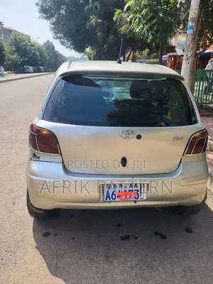 Toyota Vitz 2004