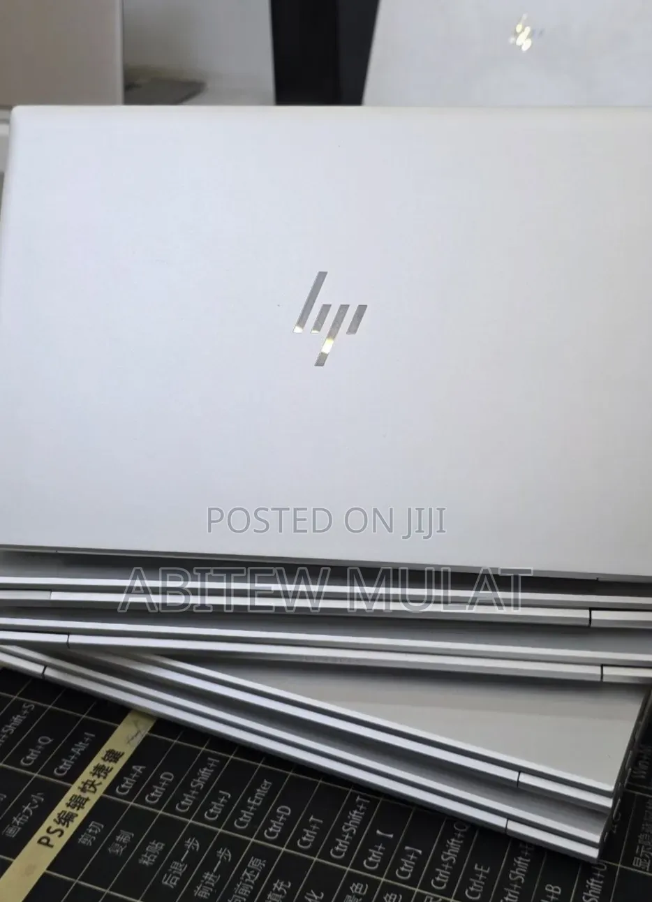 New Laptop HP EliteBook 840 G8 16GB Intel Core i5 SSD 512GB