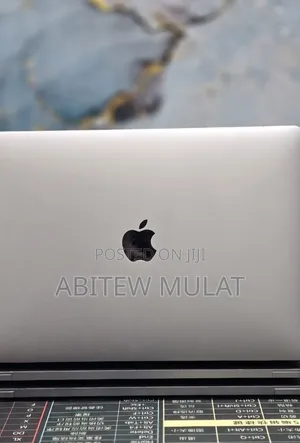New Laptop Apple MacBook Pro 2020 M1 8GB Apple M1 SSD 512GB