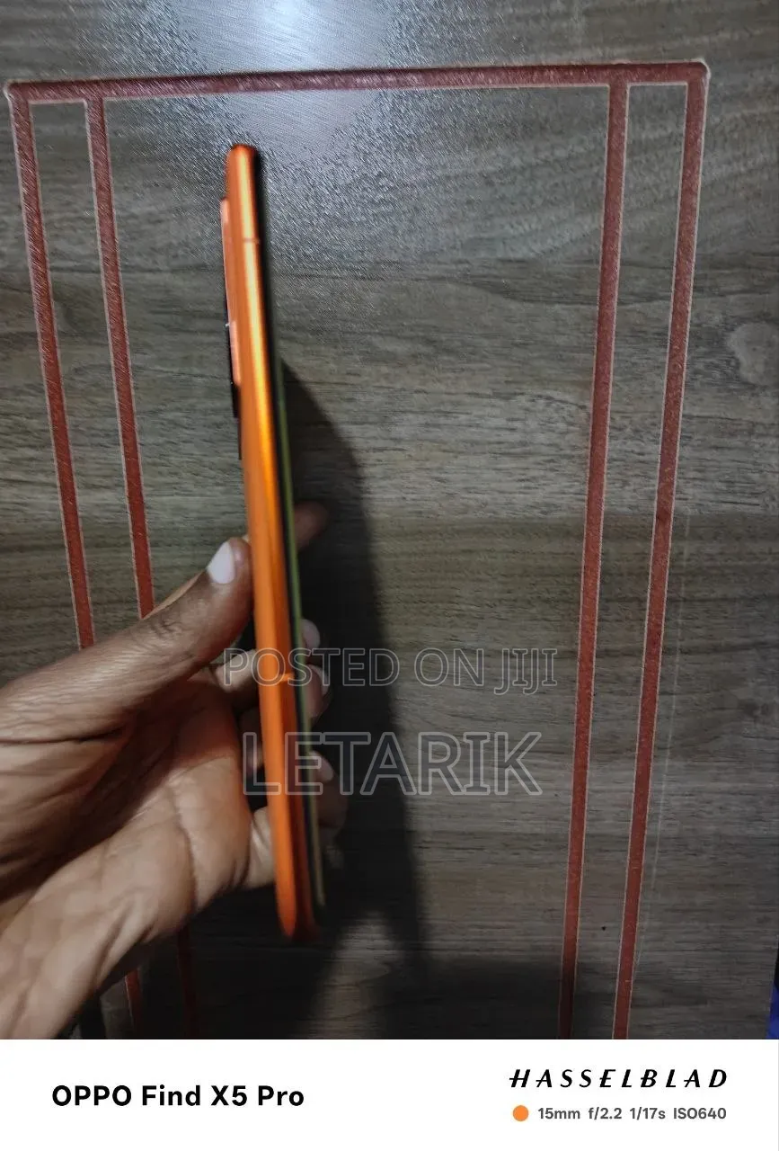 Vivo X80 256 GB Orange