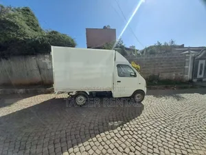Suzuki Contener Rent