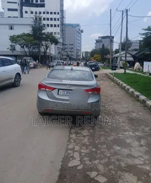 Hyundai Elentira Rent