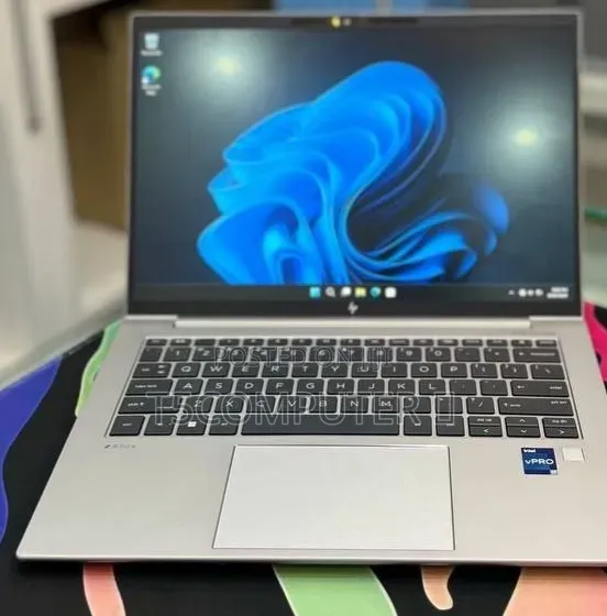 New Laptop HP ZBook 14u G5 16GB Intel Core i7 SSD 512GB