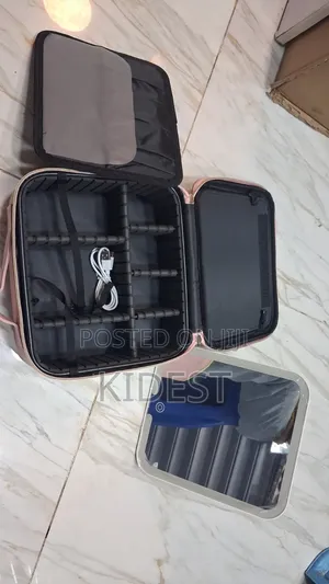 Full Makeup Bag With Light