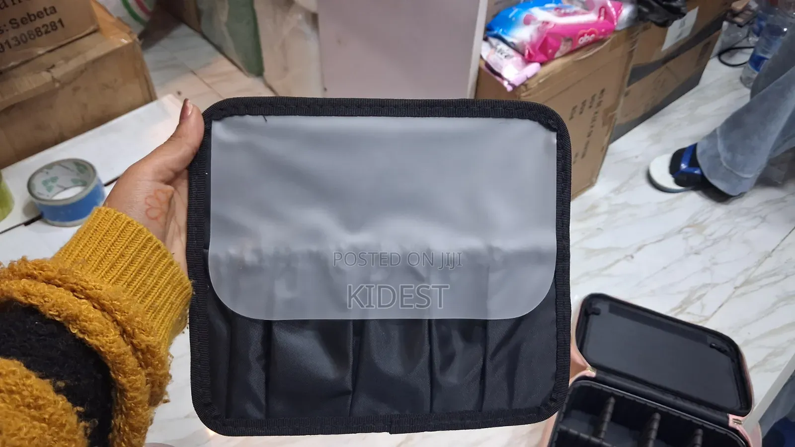 Full Makeup Bag With Light