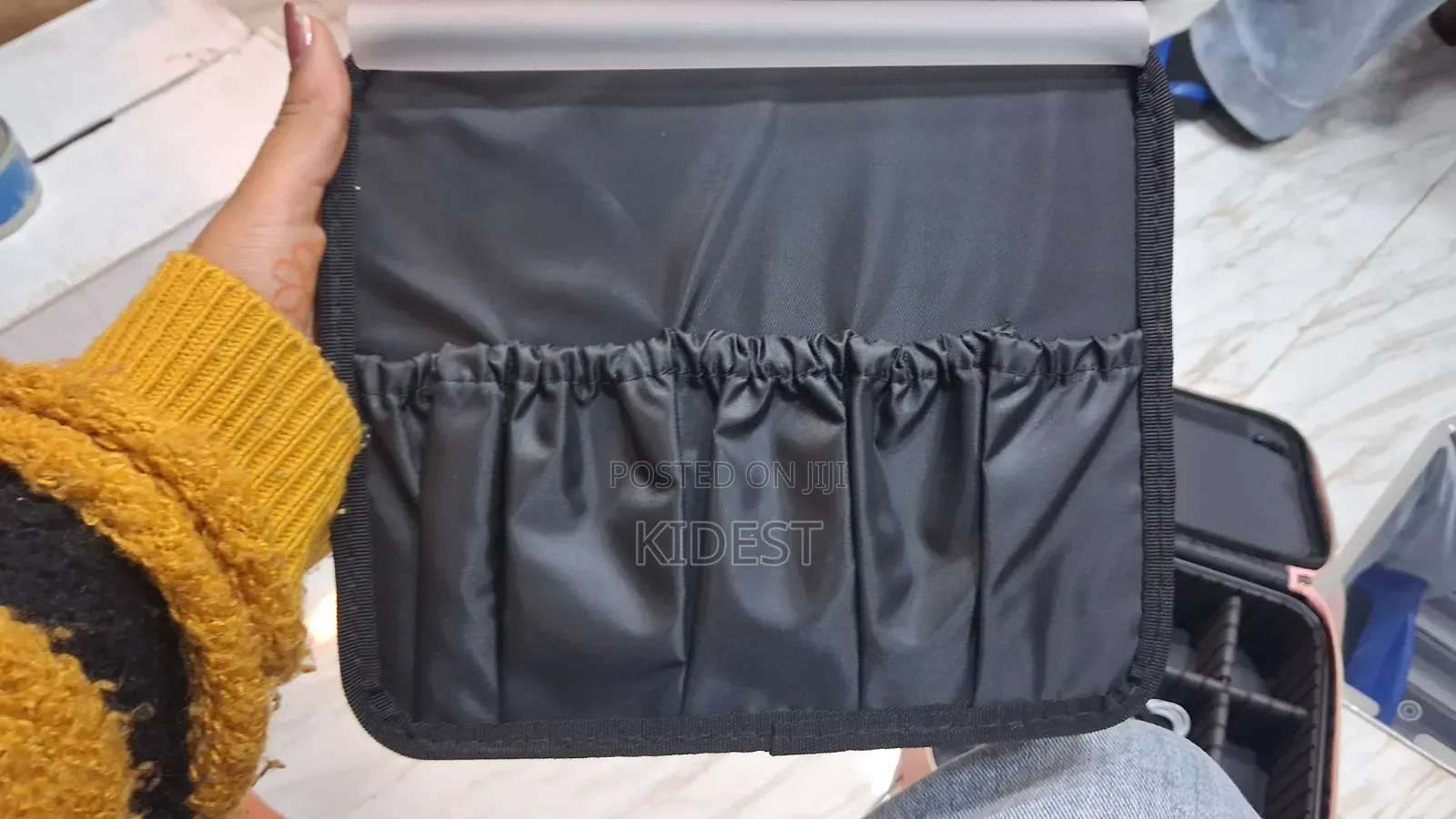 Full Makeup Bag With Light