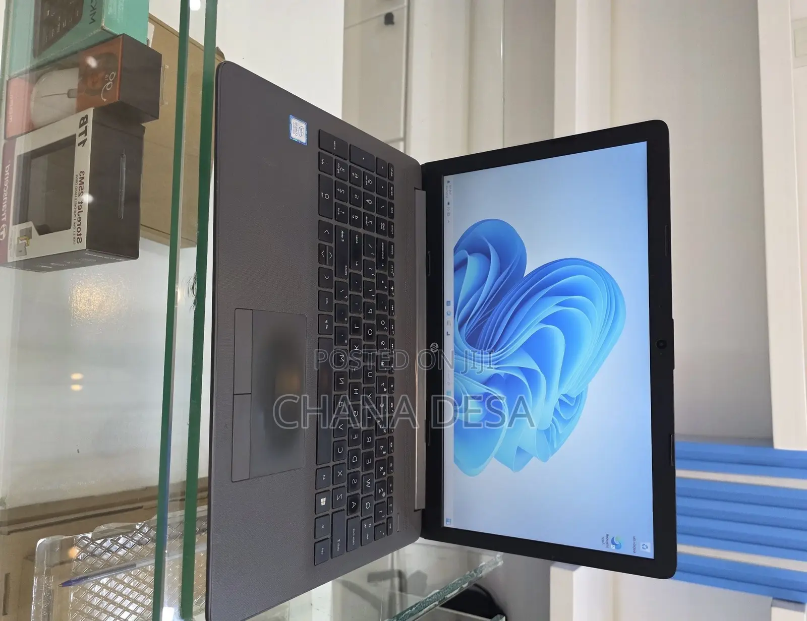 New Laptop HP 8GB Intel Core i5 SSD 500GB