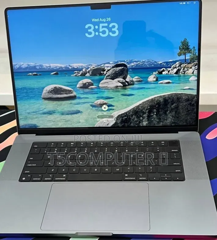 New Laptop Apple MacBook Pro 2021 M1 32GB Apple M1 Pro SSD 512GB