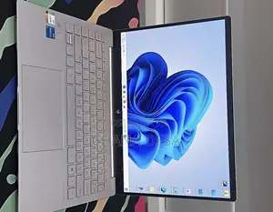 New Laptop HP 16GB Intel Core i5 SSD 1T
