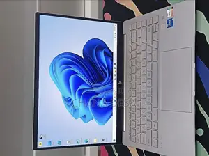 New Laptop HP 16GB Intel Core i5 SSD 1T