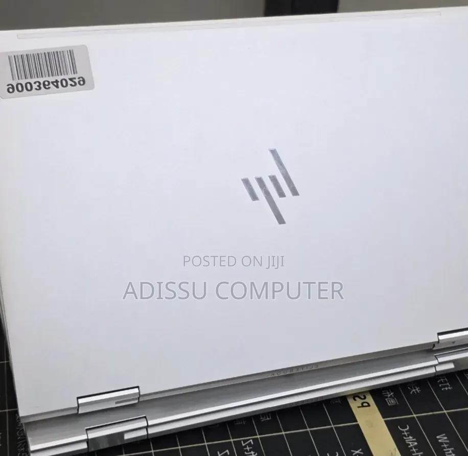 New Laptop HP EliteBook 830 G8 16GB Intel Core i5 SSD 512GB