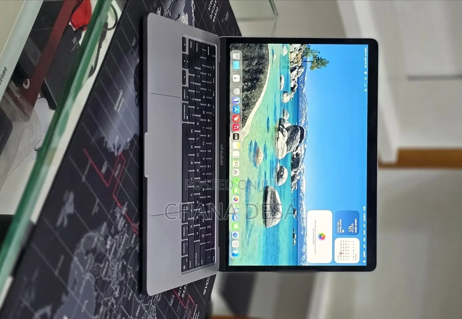 New Laptop Apple MacBook Pro 2022 M2 16GB Apple M2 SSD 512GB