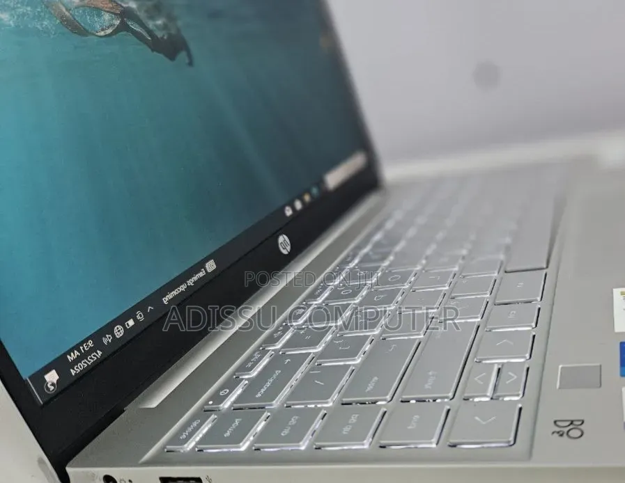 New Laptop HP Pavilion 14 8GB Intel Core i5 SSD 512GB