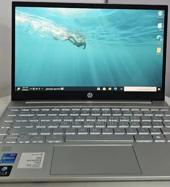 New Laptop HP Pavilion 14 8GB Intel Core i5 SSD 512GB