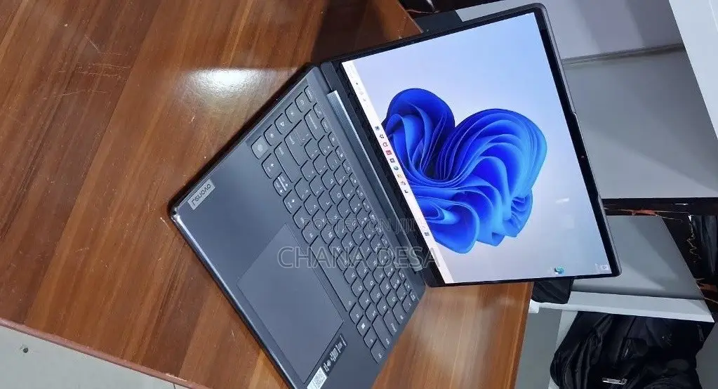 New Laptop Lenovo Yoga 9i 16GB Intel Core i7 SSD 1T