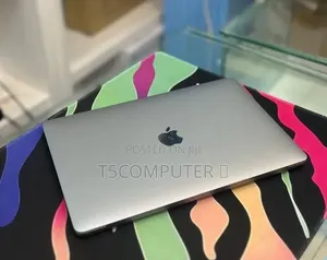 New Laptop Apple MacBook Pro 2021 M1 8GB Apple M1 SSD 256GB
