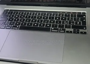 New Laptop Apple MacBook Pro 2019 16GB Intel Core i7 SSD 512GB