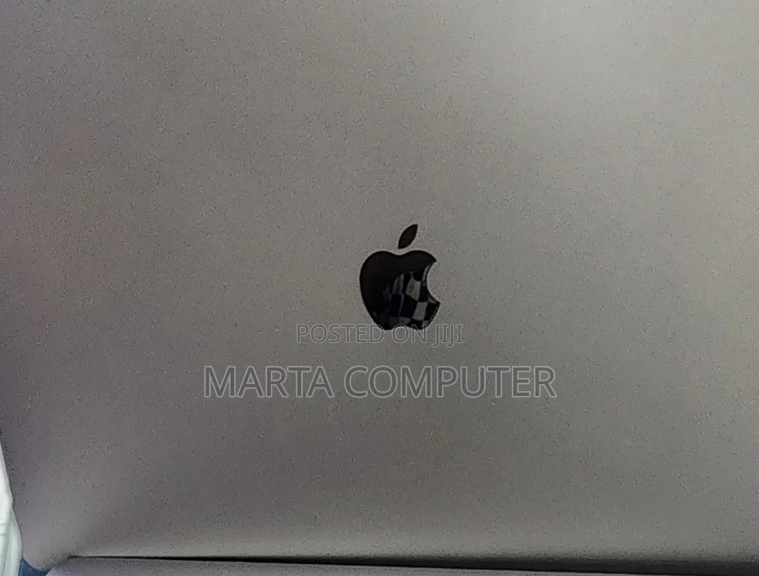 New Laptop Apple MacBook Pro 2019 16GB Intel Core i7 SSD 512GB