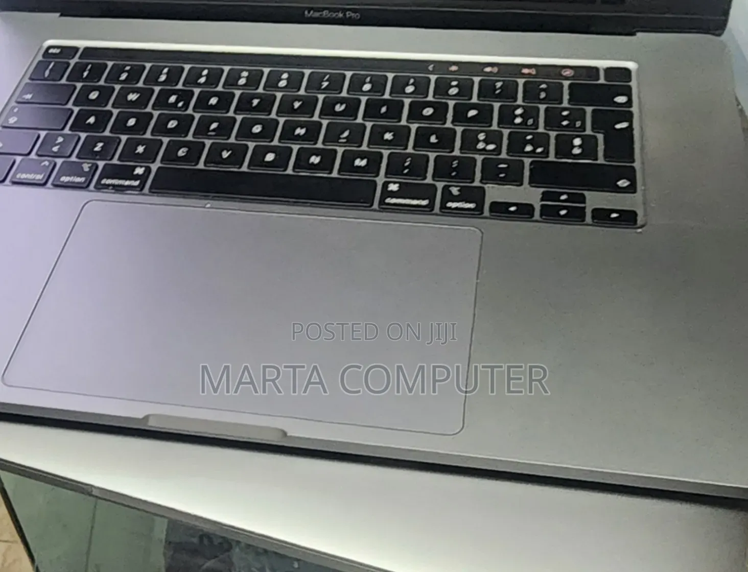 New Laptop Apple MacBook Pro 2019 16GB Intel Core i7 SSD 512GB