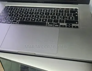New Laptop Apple MacBook Pro 2019 16GB Intel Core i7 SSD 512GB