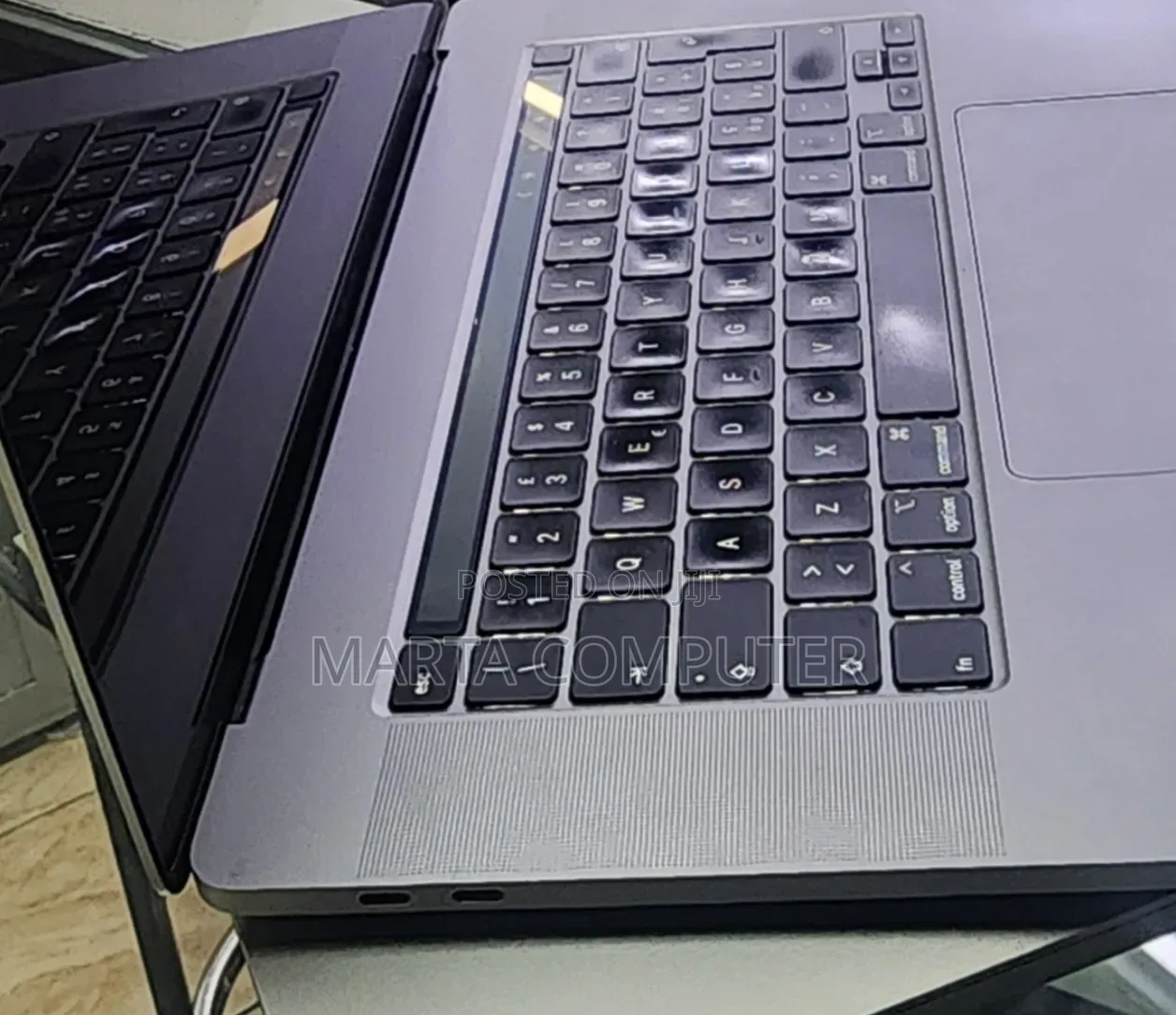 New Laptop Apple MacBook Pro 2019 16GB Intel Core i7 SSD 512GB