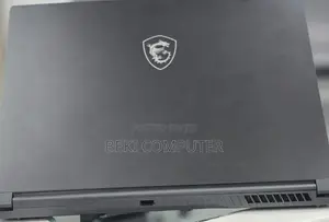 New Laptop MSI GS65 Stealth Thin 8RE 16GB Intel Core i5 SSD 1T