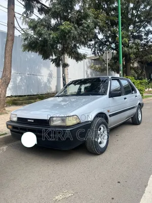 Toyota Corolla 1986 Silver