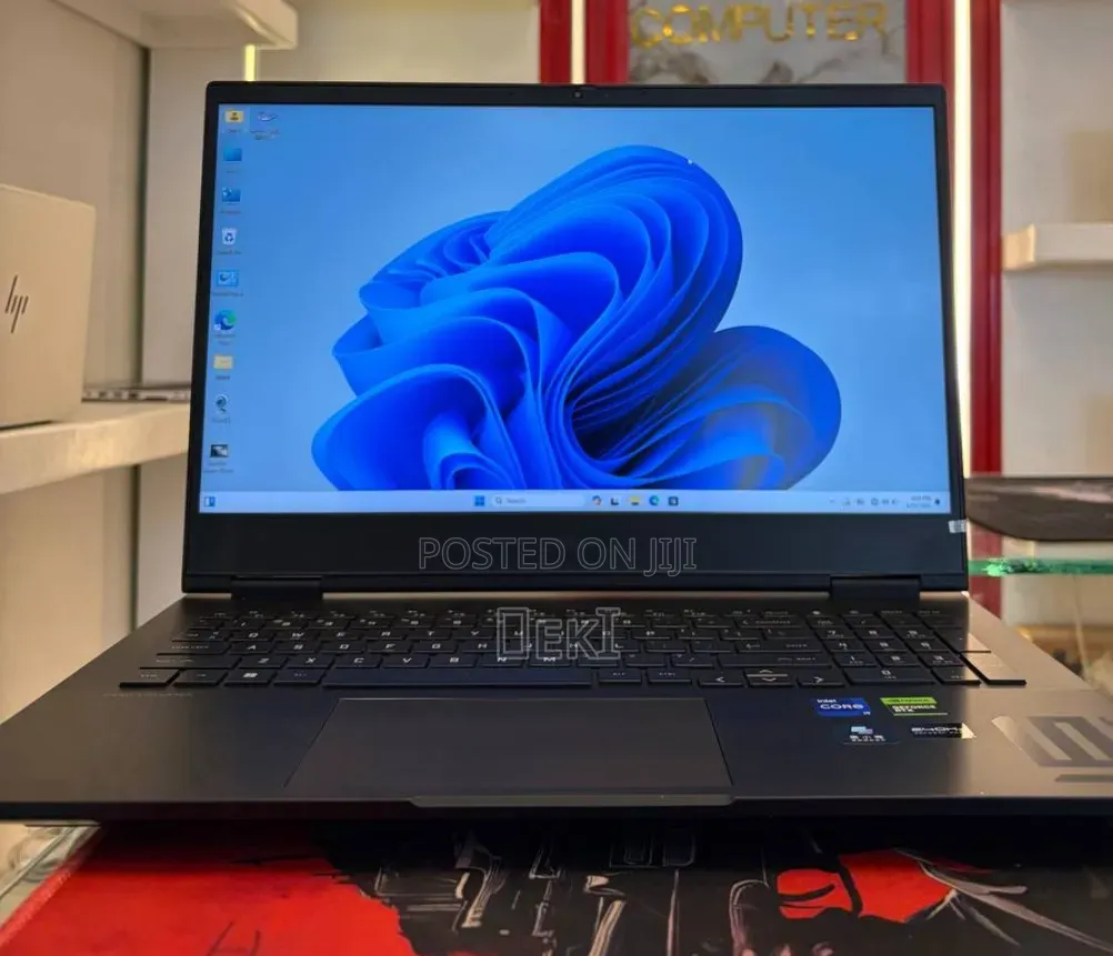 New Laptop HP Omen 16 16GB Intel Core i9 SSD 1T
