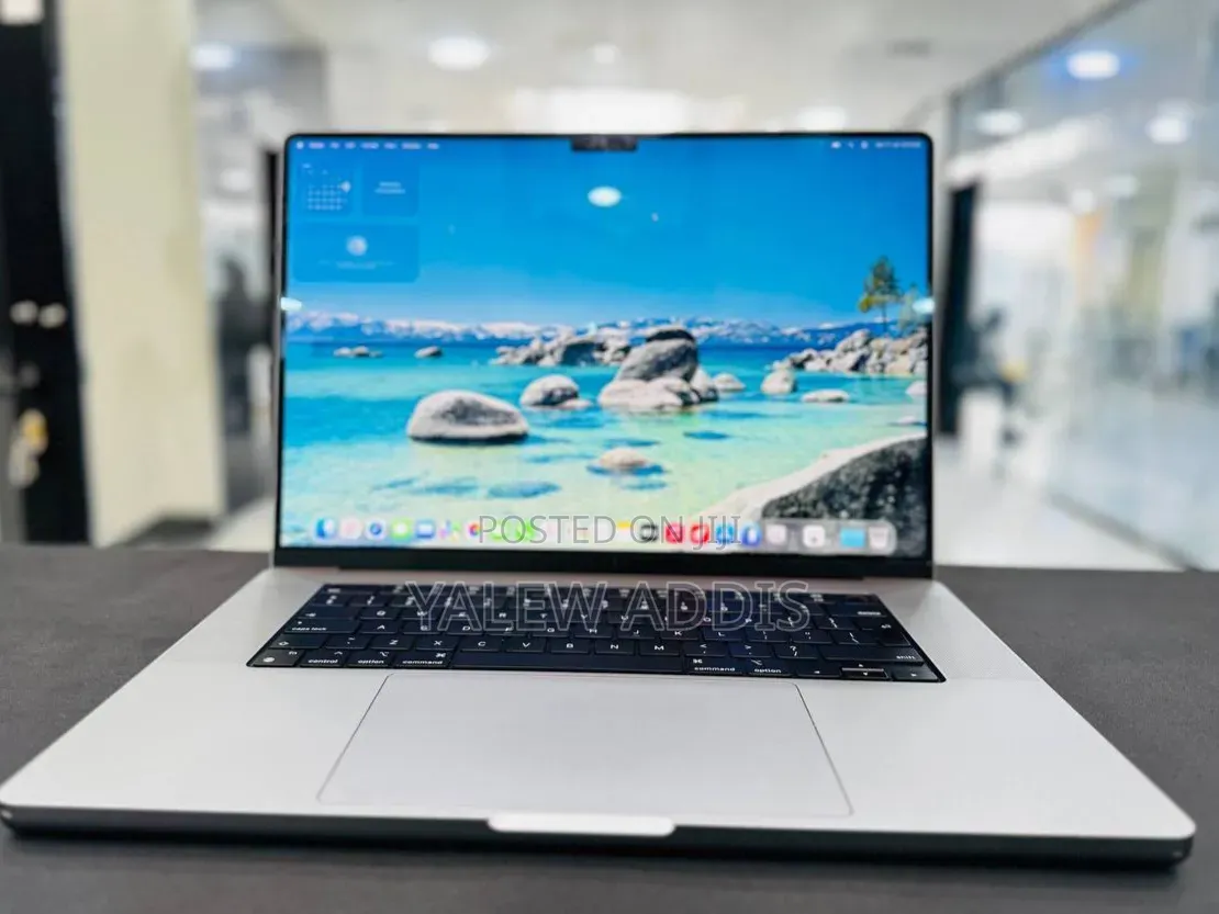 New Laptop Apple MacBook Pro 2021 M1 16GB Apple M1 SSD 512GB