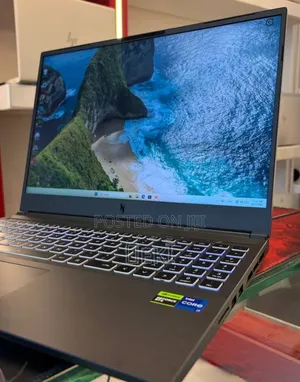 New Laptop Acer Nitro V 16 16GB Intel Core i7 SSD 1T