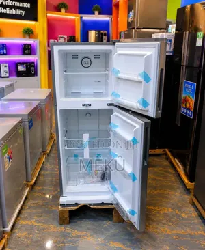 BOSS 520 Model Refrigerator