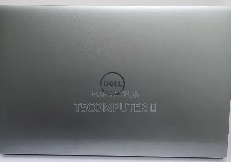 New Laptop Dell Inspiron 15 5570 16GB Intel Core i7 SSD 512GB