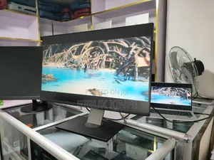 Dell 4K Monitor 32 Inch 4K Resolution Gaming Monitor