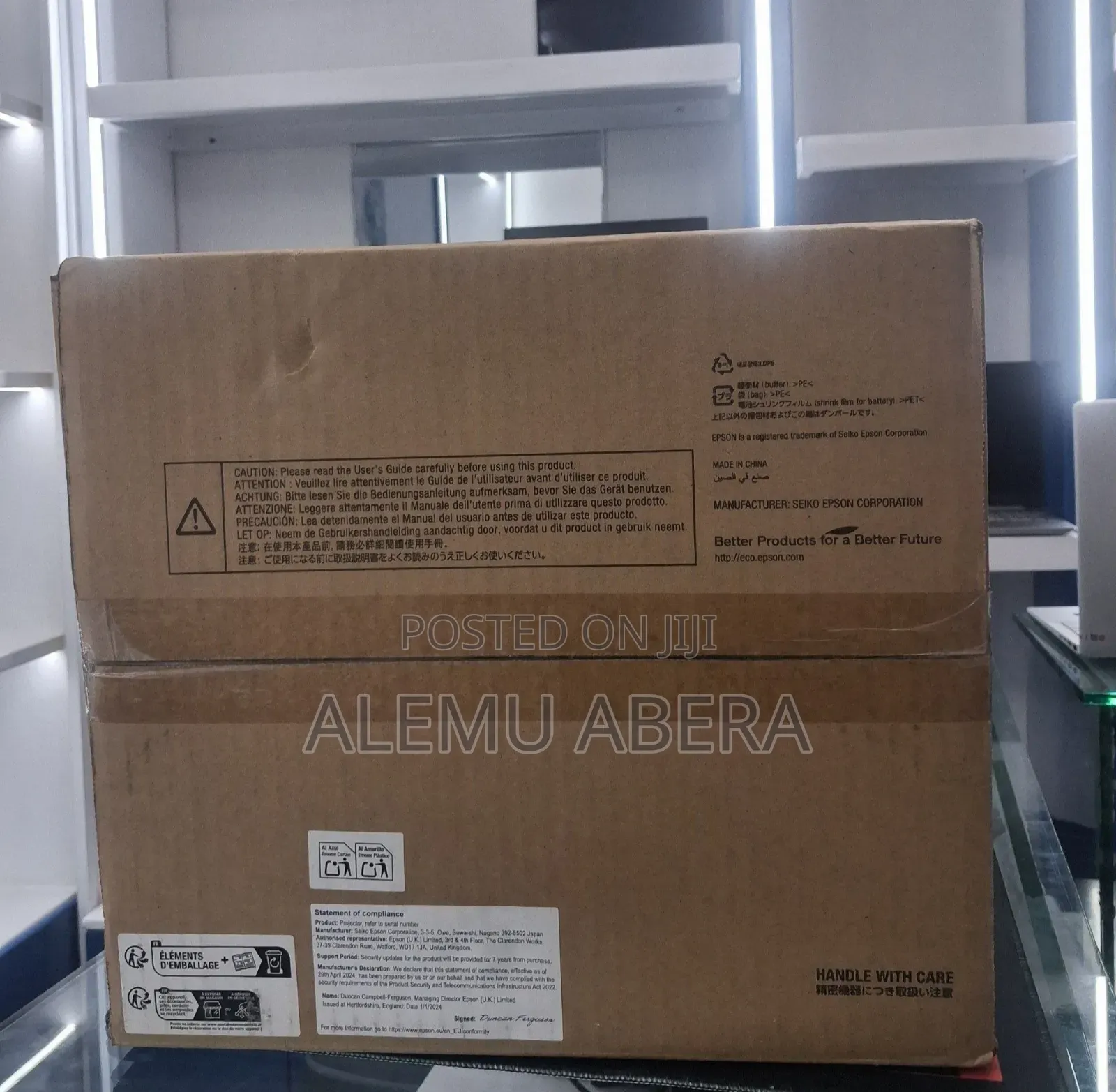 Brand New Packed With Cartoon Epson Projector Model : CO-W01 With C