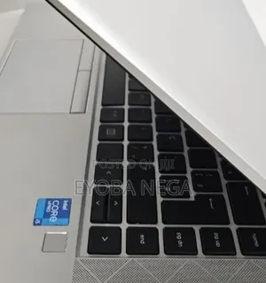 New Laptop HP EliteBook 840 G8 16GB Intel Core i5 SSD 512GB