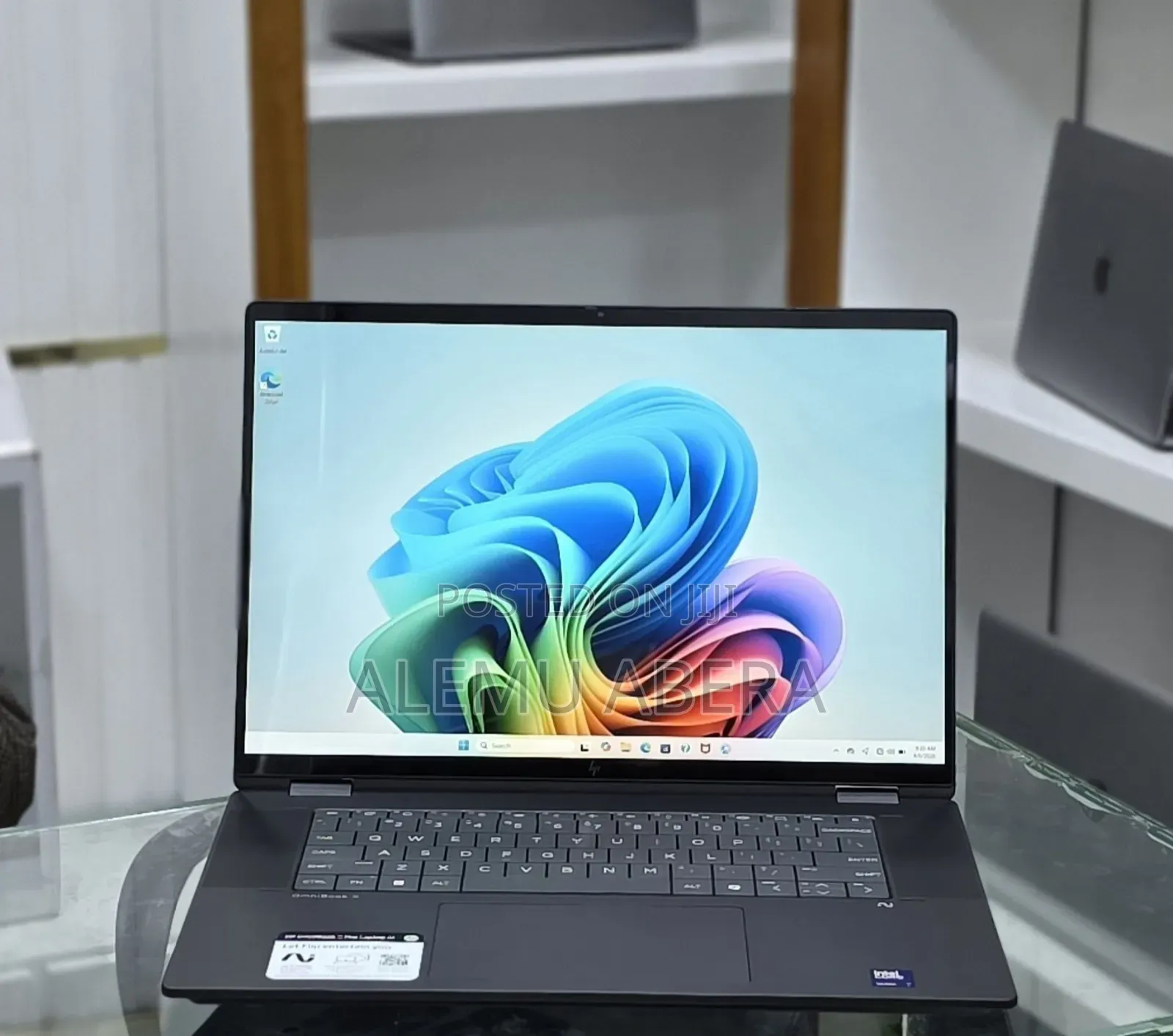 New Laptop HP OmniBook X Flip 16" 16GB Intel Core Ultra 7 SSD 1T