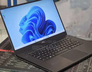 New Laptop Dell XPS 15 16GB Intel Core i5 SSD 512GB