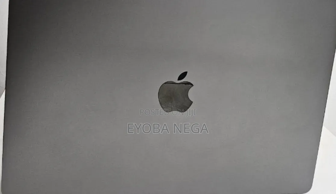 Laptop Apple MacBook Air 2024 M3 8GB Apple M3 SSD 512GB