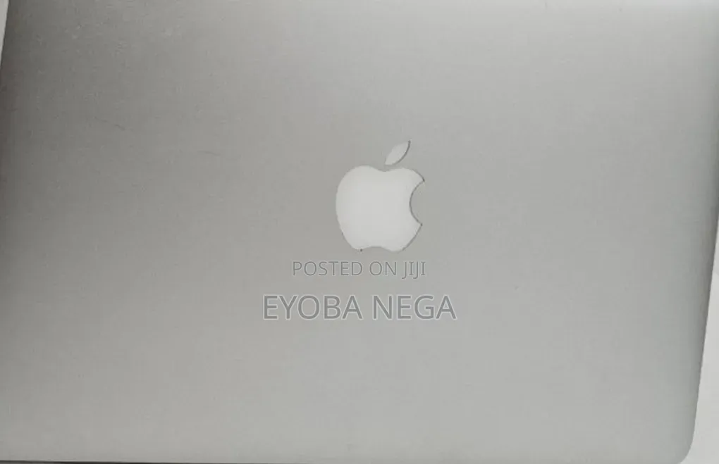 Laptop Apple MacBook Pro 2015 8GB Intel Core i5 SSD 128GB