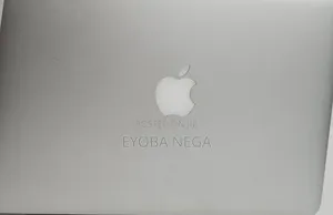 Laptop Apple MacBook Pro 2015 8GB Intel Core i5 SSD 128GB