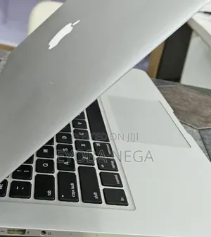 Laptop Apple MacBook Air 2017 8GB Intel Core i5 SSD 256GB