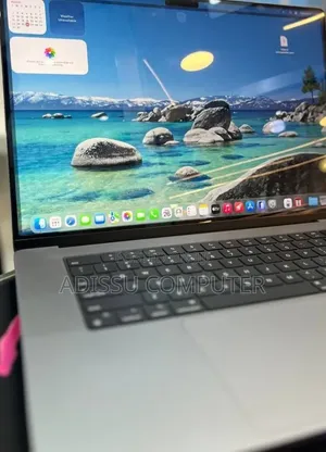 New Laptop Apple MacBook Pro 2023 M3 16GB Apple M3 Pro SSD 512GB