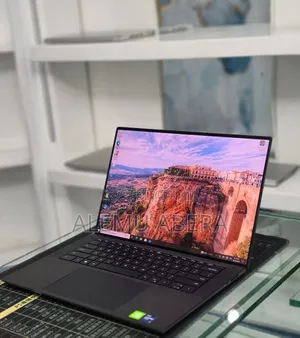 New Laptop Dell Precision 5560 16GB Intel Core i9 SSD 512GB